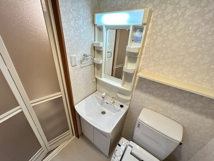 物件内観写真15　(洗面)