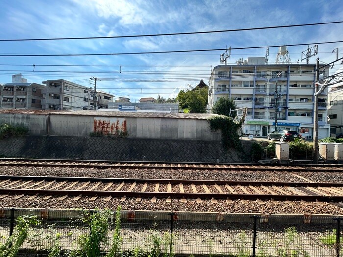 物件内観写真21　(室内からの展望)