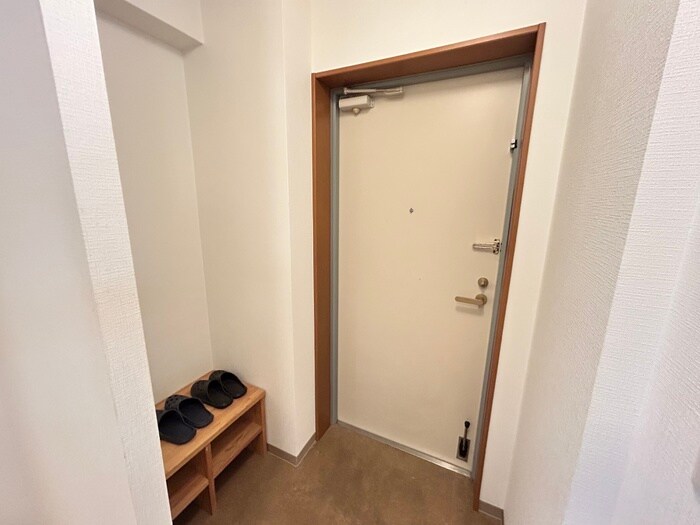 物件内観写真22　(玄関)