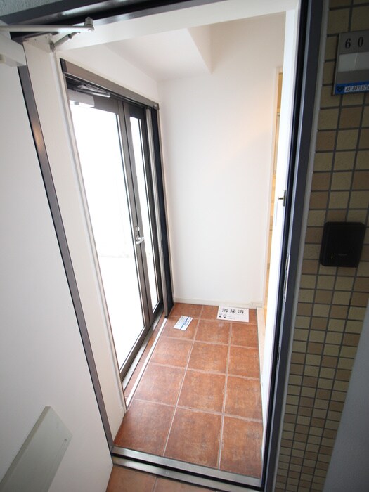 物件内観写真19　(玄関)