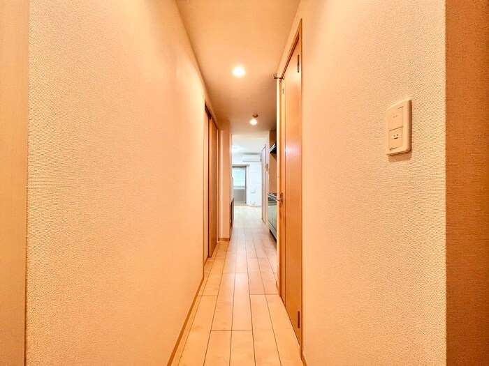 物件内観写真20　(廊下)