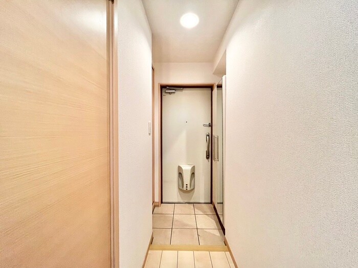 物件内観写真21　(玄関)