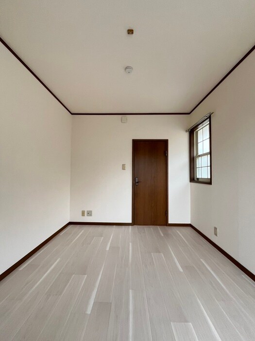 物件内観写真13　(居室)