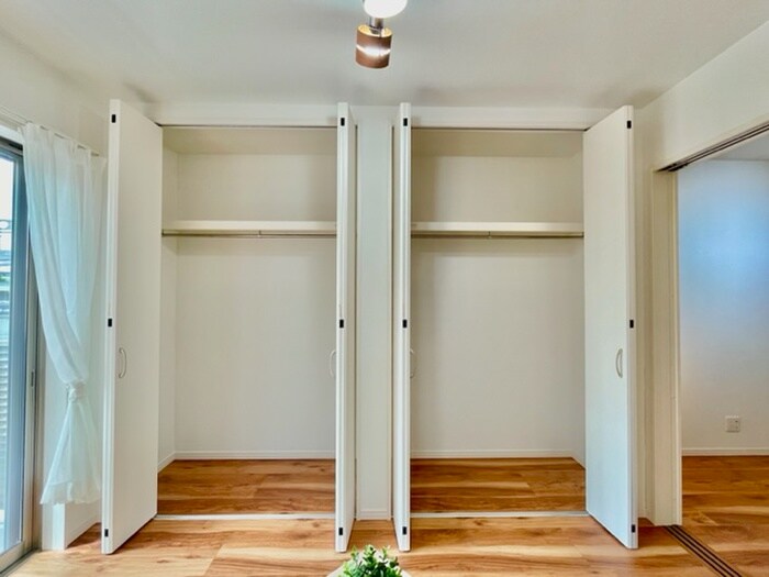 物件内観写真11　(収納)