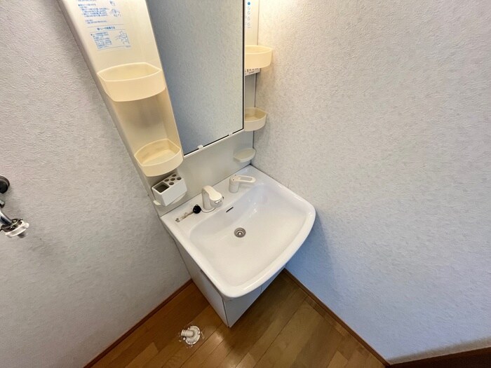 物件内観写真13　(洗面)