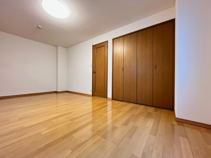 物件内観写真19　(居室)