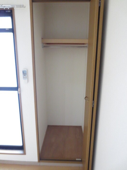 物件内観写真10　(収納)