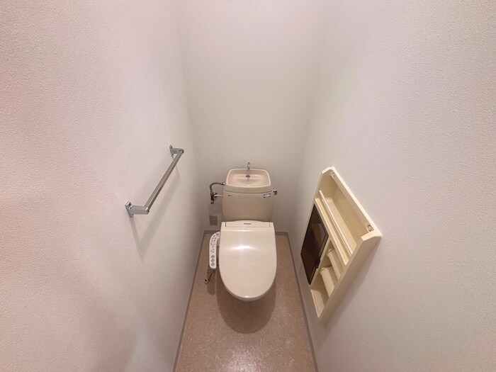 物件内観写真15　(トイレ)