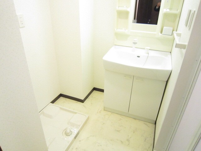 物件内観写真11　(洗面)