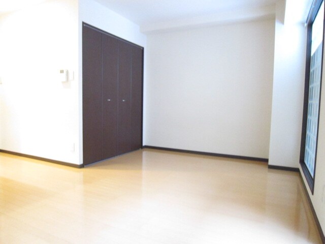 物件内観写真12　(洗面)