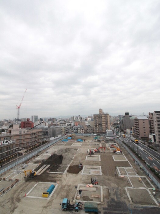 物件内観写真22　(室内からの展望)