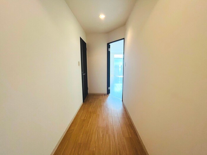物件内観写真15　(廊下)