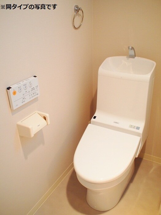 物件内観写真12　(トイレ)