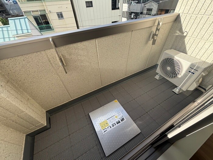 物件内観写真16　(ベランダ・バルコニー)