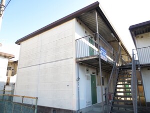 大村ハイツＢ棟外観写真