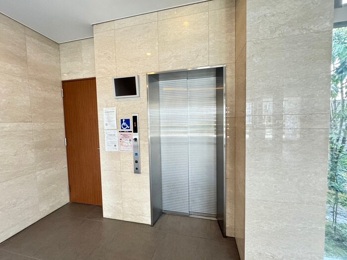 物件外観写真6　(建物設備)