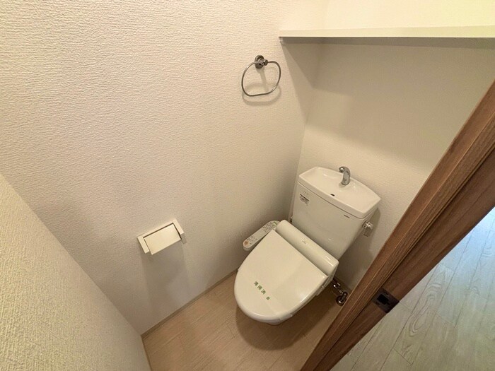 物件内観写真13　(トイレ)