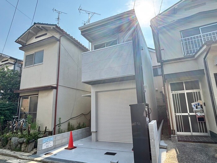 物件外観写真5　(外観写真)