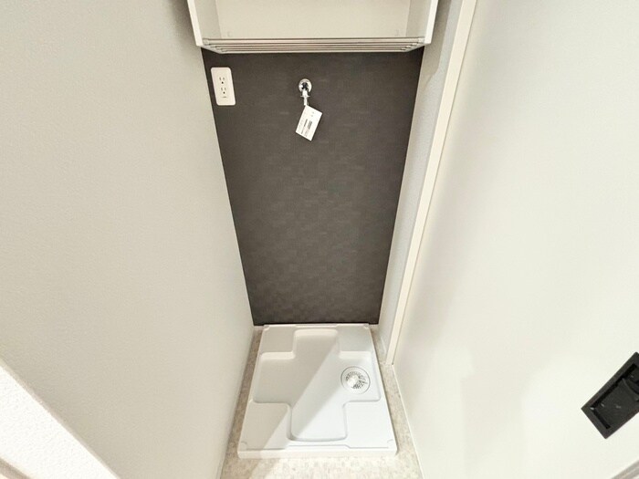 物件内観写真12　(洗濯機置場)