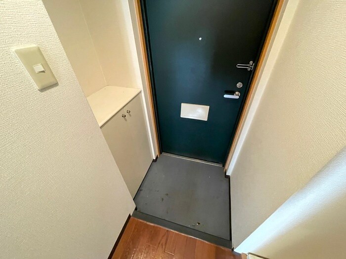 物件内観写真15　(玄関)