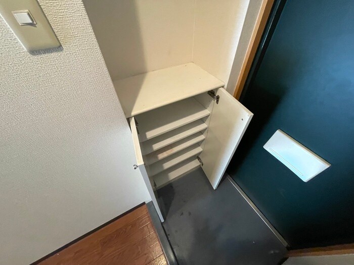 物件内観写真16　(靴箱)