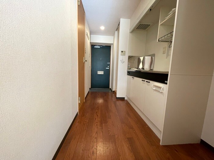 物件内観写真17　(廊下)