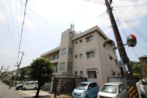 ハウジング静外観写真