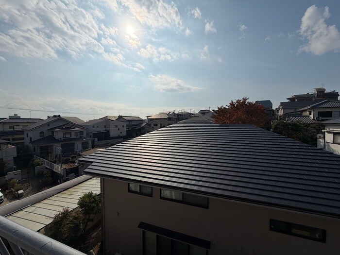 物件内観写真20　(室内からの展望)