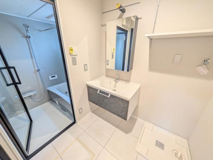 物件内観写真7　(洗面)