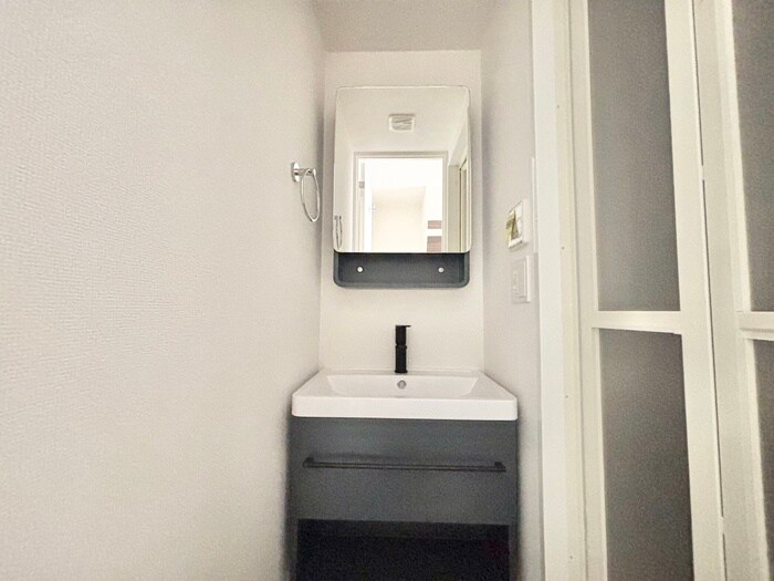 物件内観写真7　(洗面)