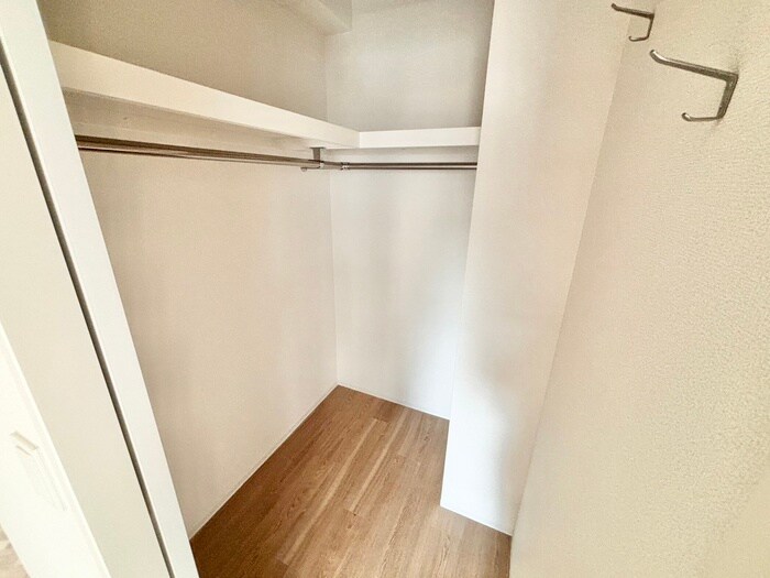 物件内観写真11　(収納)