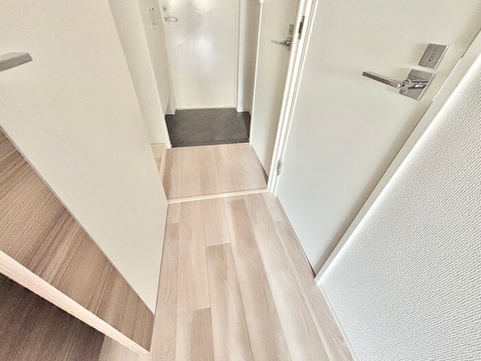 物件内観写真13　(廊下)