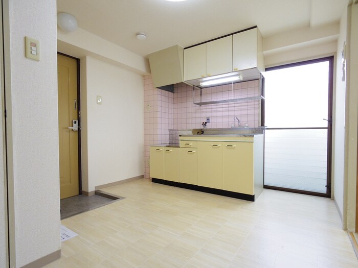 物件内観写真7　(居室)