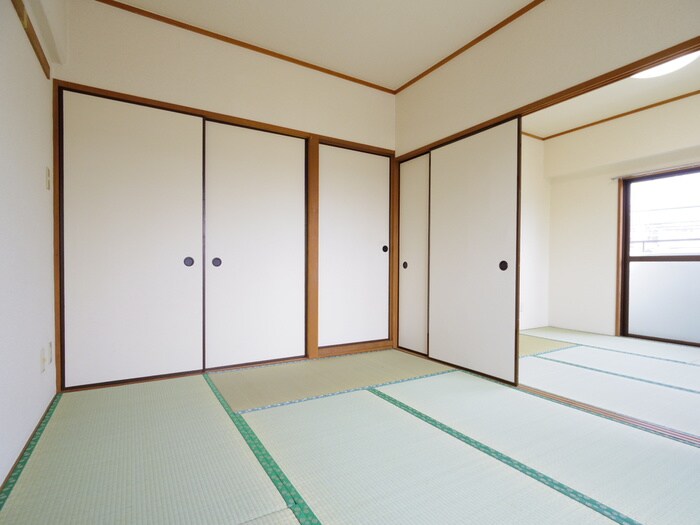 物件内観写真8　(居室)