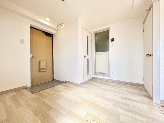 物件内観写真8　(居室)