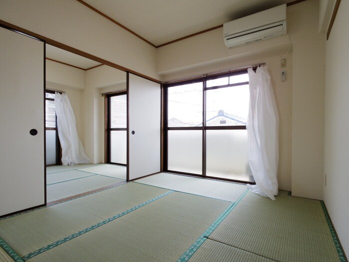 物件内観写真9　(居室)