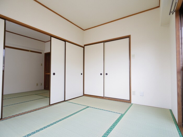 物件内観写真10　(居室)