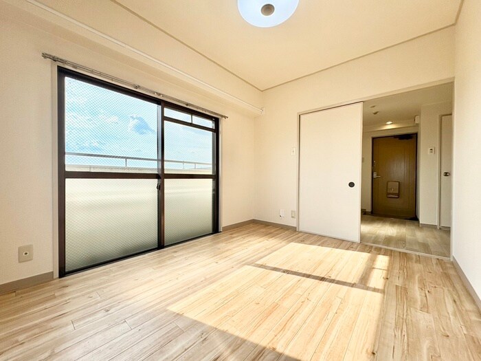 物件内観写真10　(居室)