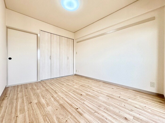 物件内観写真13　(居室)