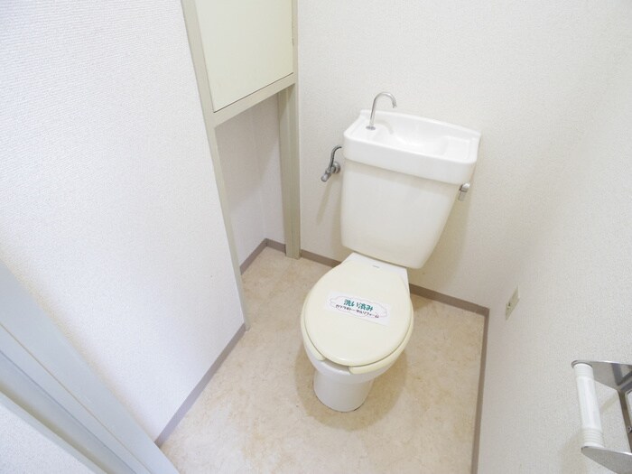 物件内観写真16　(トイレ)