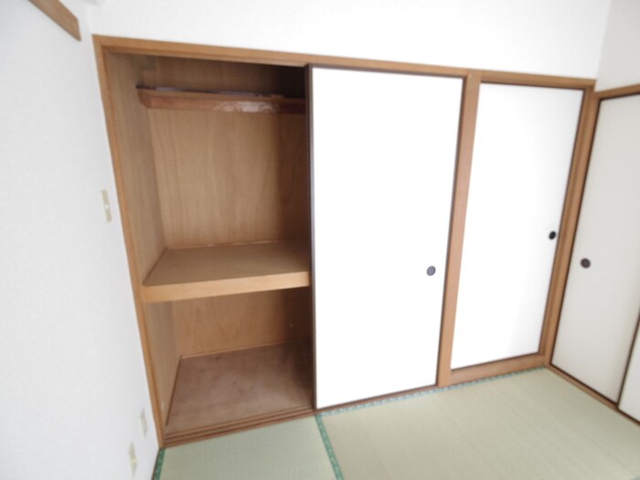 物件内観写真17　(収納)