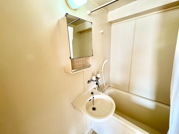 バス／シャワールーム等