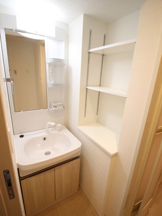 物件内観写真15　(洗面)