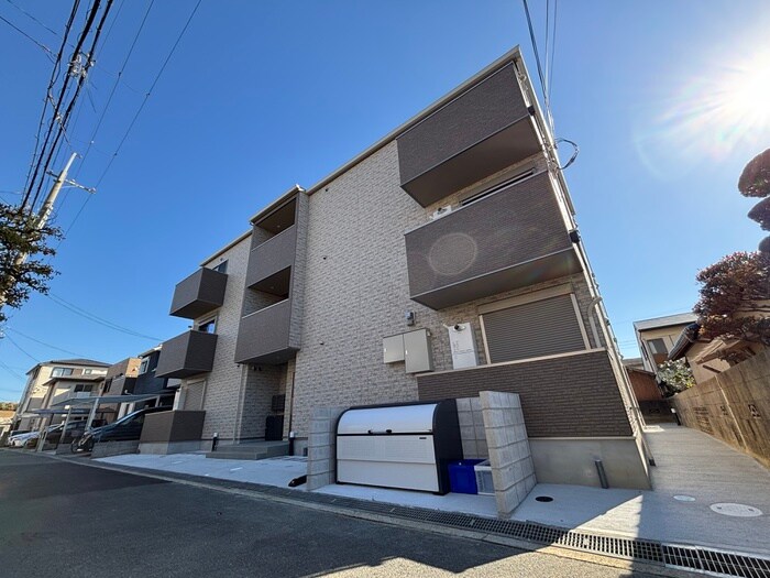 物件外観写真1　(外観写真)