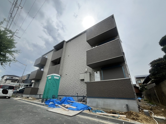 エテルナコート総持寺