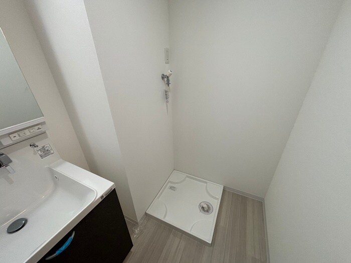 物件内観写真10　(洗濯機置場)