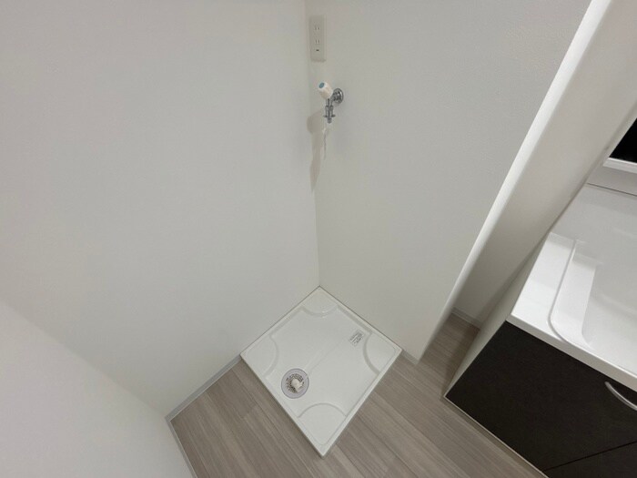 物件内観写真10　(洗濯機置場)