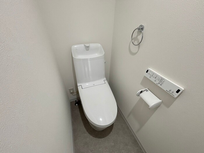 物件内観写真10　(トイレ)