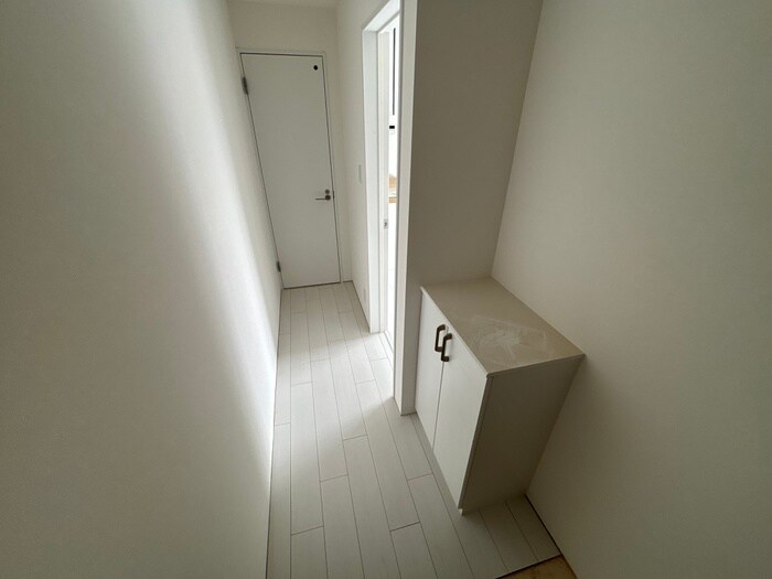 物件内観写真19　(廊下)