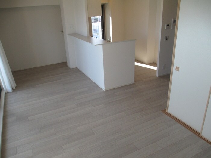 物件内観写真11　(居室)